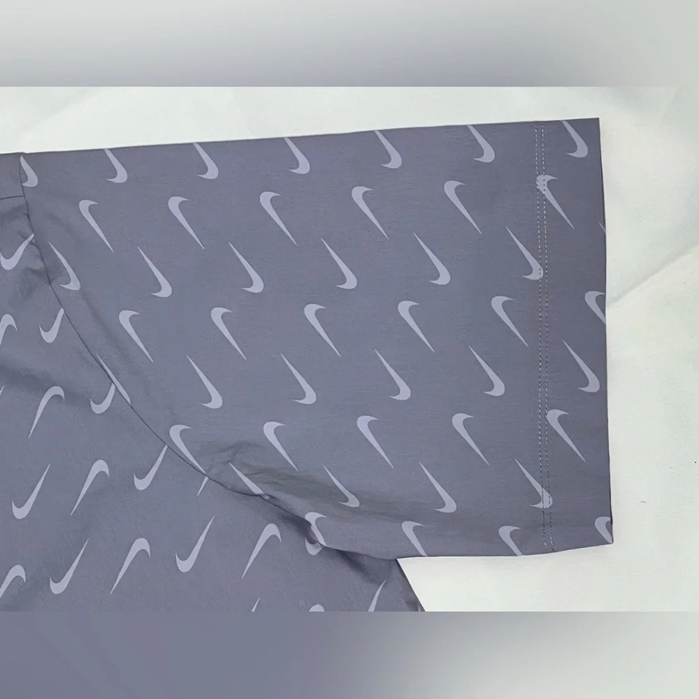 Nike Sportswear Everyday Modern Women’s Woven Short-Sleeve Top in Size:M - NWOT - Picture 5 of 12